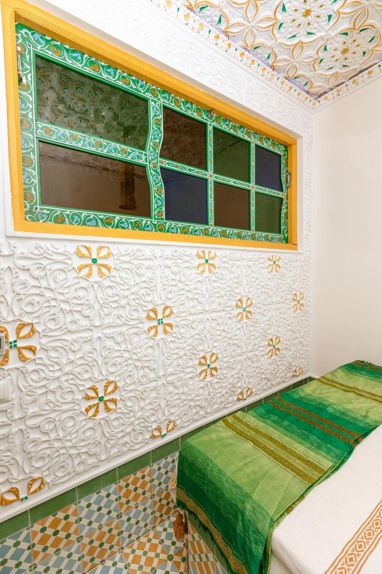 Colorful Traditional Riad W/Views Of Spain Танжер Экстерьер фото