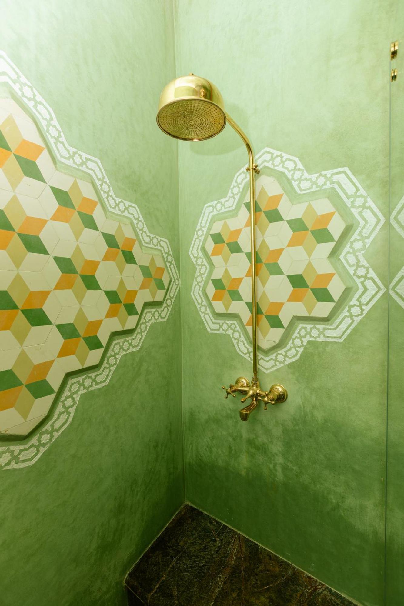 Colorful Traditional Riad W/Views Of Spain Танжер Экстерьер фото