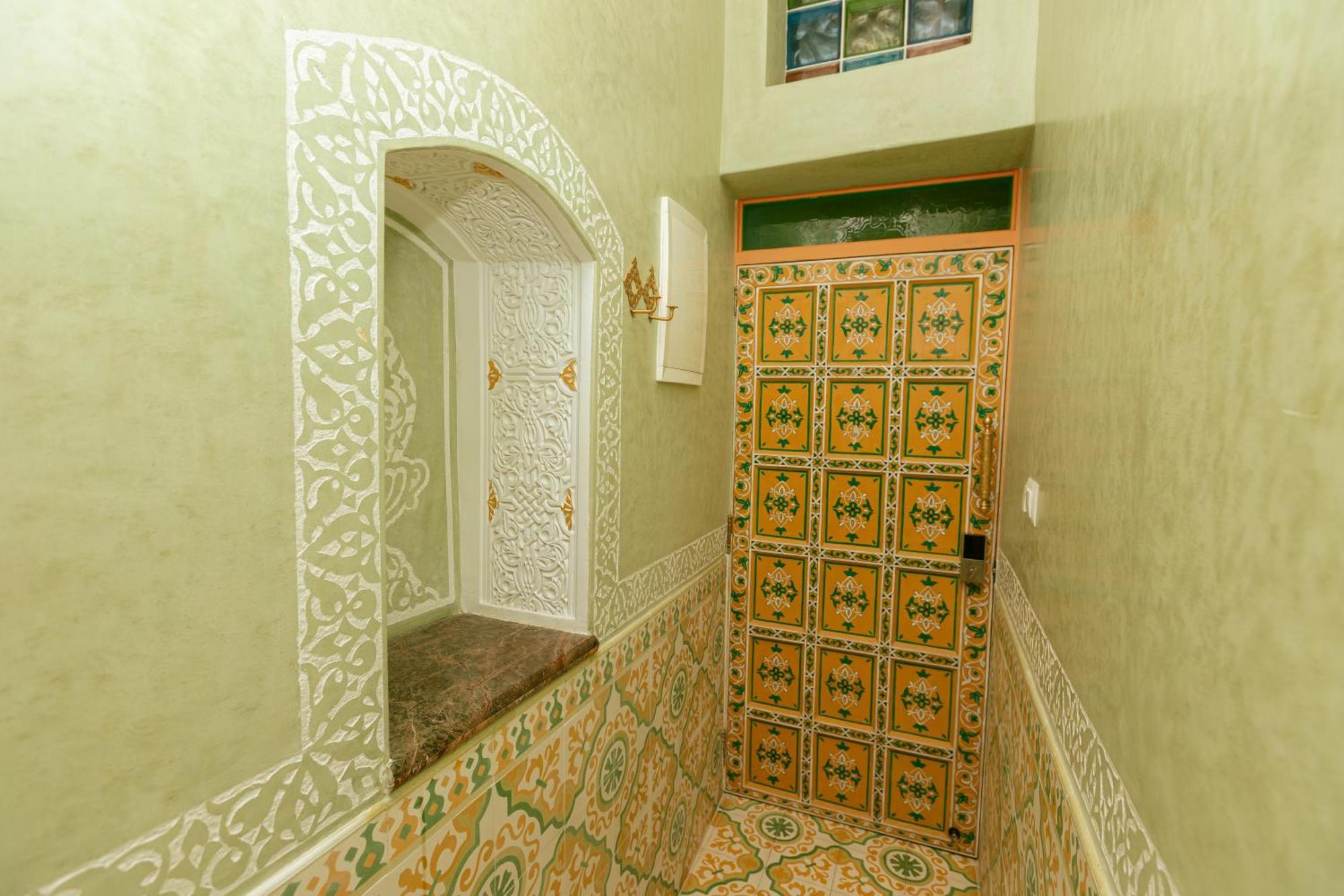 Colorful Traditional Riad W/Views Of Spain Танжер Экстерьер фото