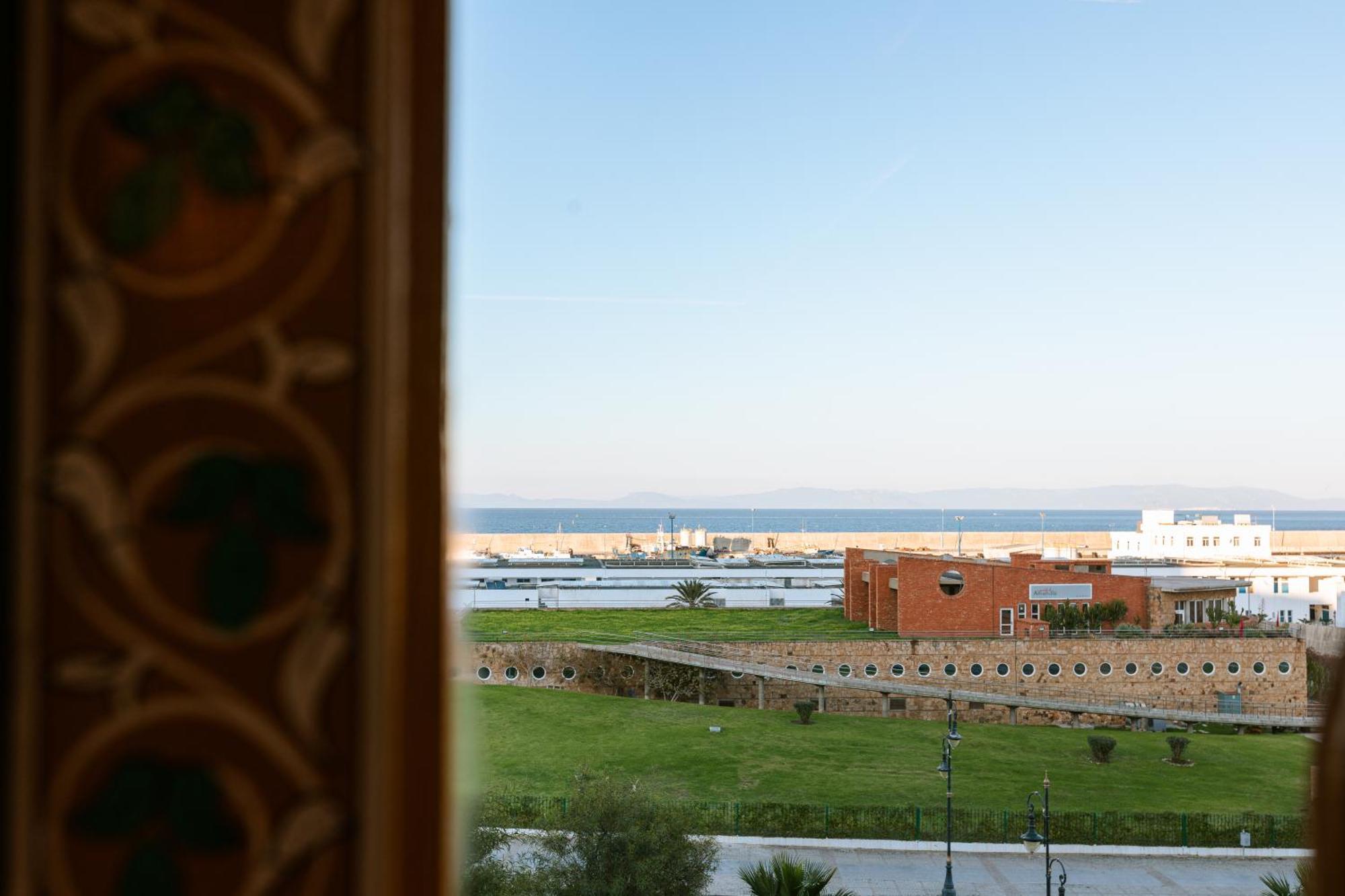 Colorful Traditional Riad W/Views Of Spain Танжер Экстерьер фото